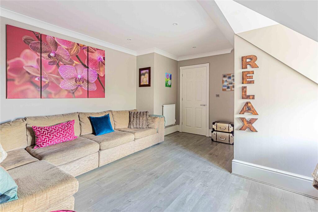 Additional image 16 of Beningfield Drive, St. Albans, Hertfordshire, AL2