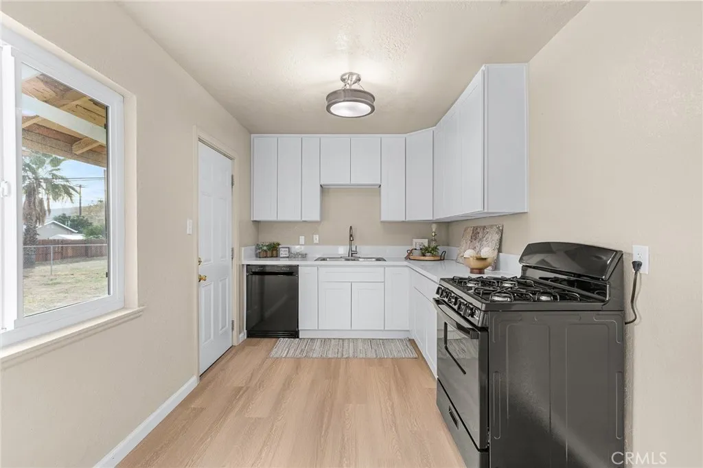 Additional image 37 of 4981 N State St, San Bernardino, CA 92407