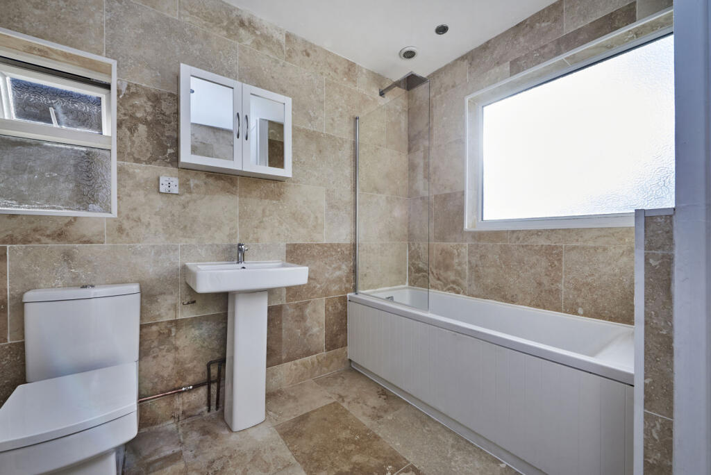 Additional image 10 of Cross Way, Harpenden, Herts, AL5