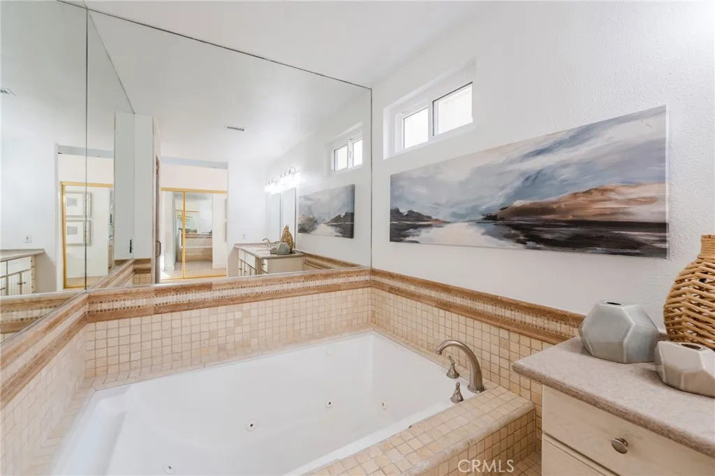 Additional image 23 of 118 8th St, Huntington Beach, CA 92648