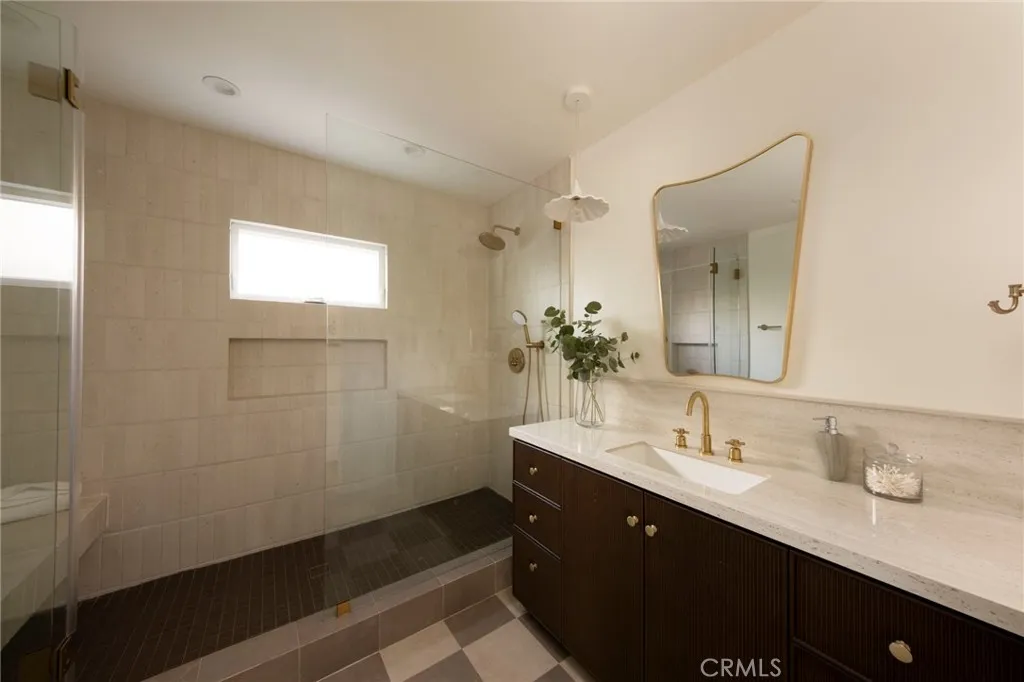 Additional image 14 of 3554 S Sycamore Ave, Los Angeles, CA 90016