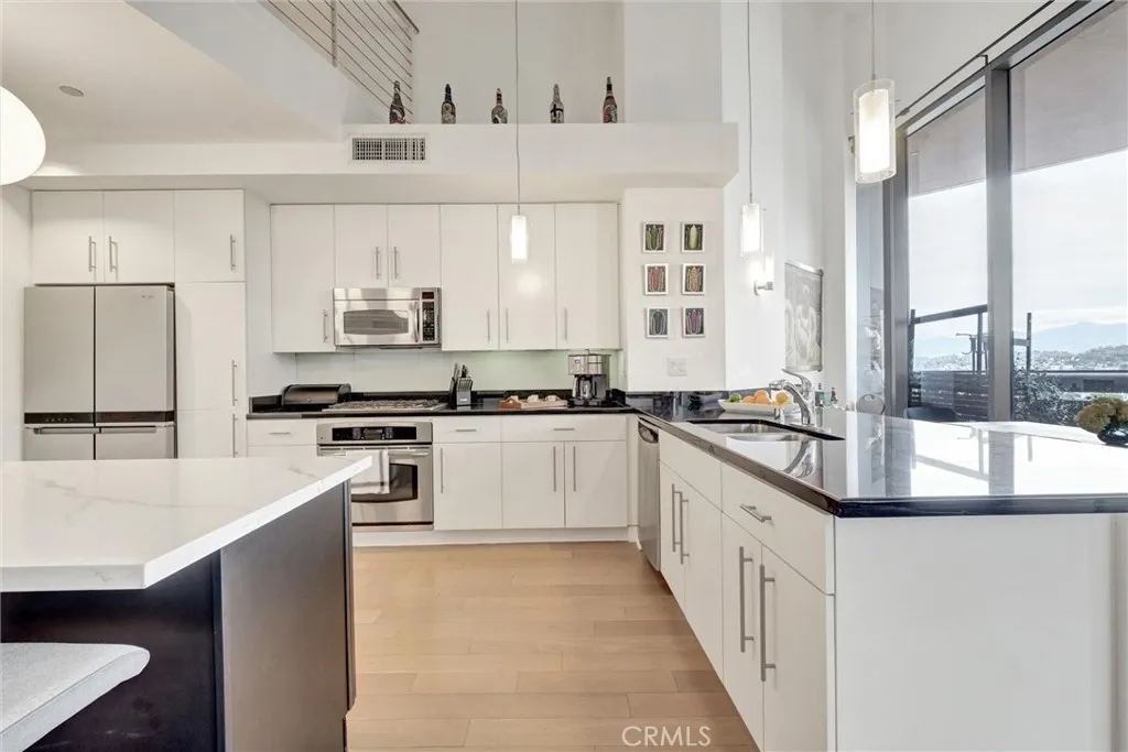 Additional image 74 of 1100 Wilshire Boulevard Unit 1705, Los Angeles, CA 90017