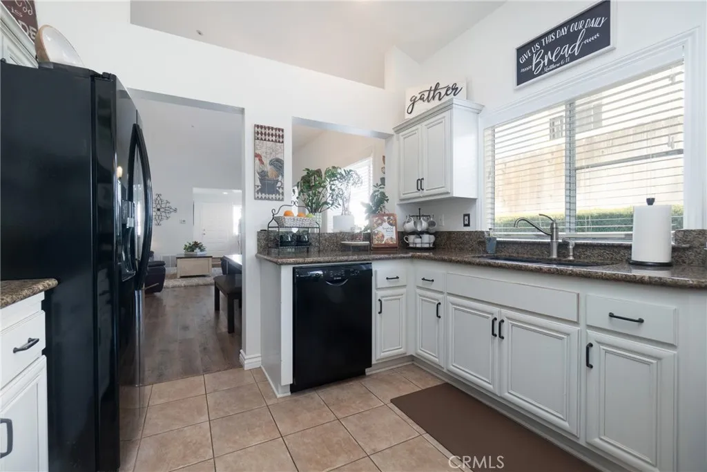 Additional image 15 of 16263 Valleyvale Drive, Fontana, CA 92337