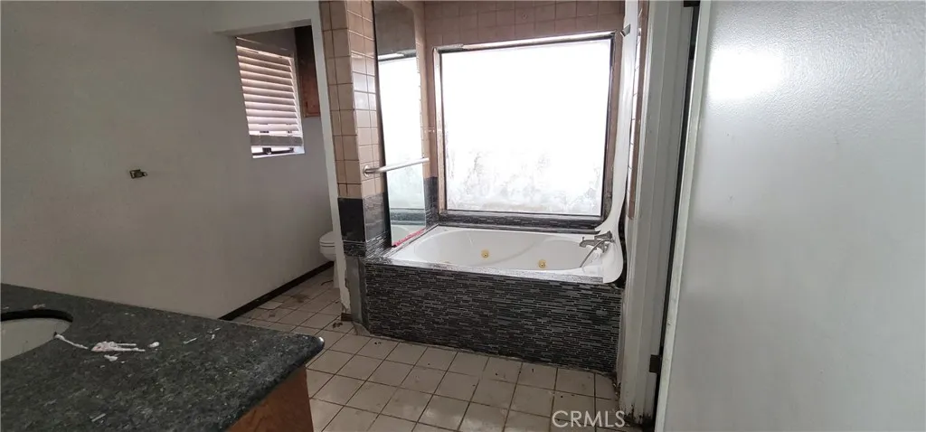 Additional image 41 of 5312 Deville Court, Bakersfield, CA 93308