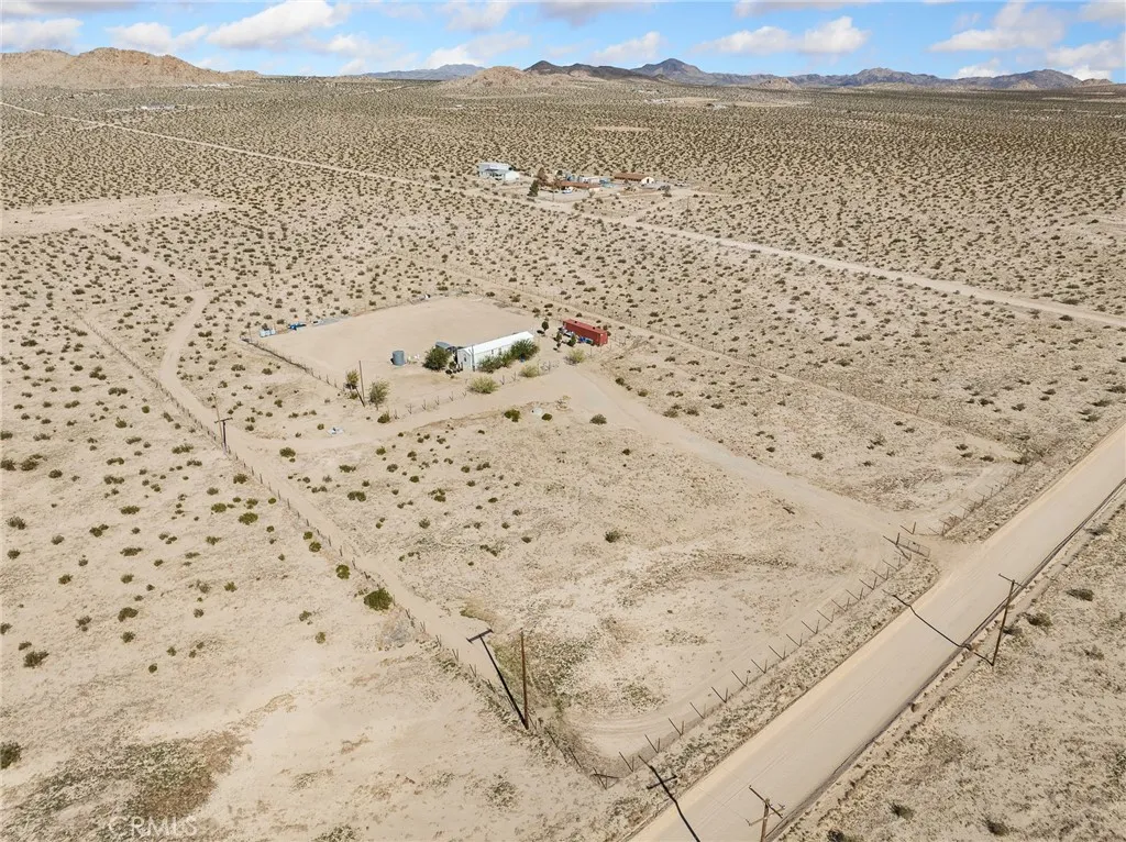 Additional image 28 of 39626 E End Road, Lucerne Valley, CA 92356