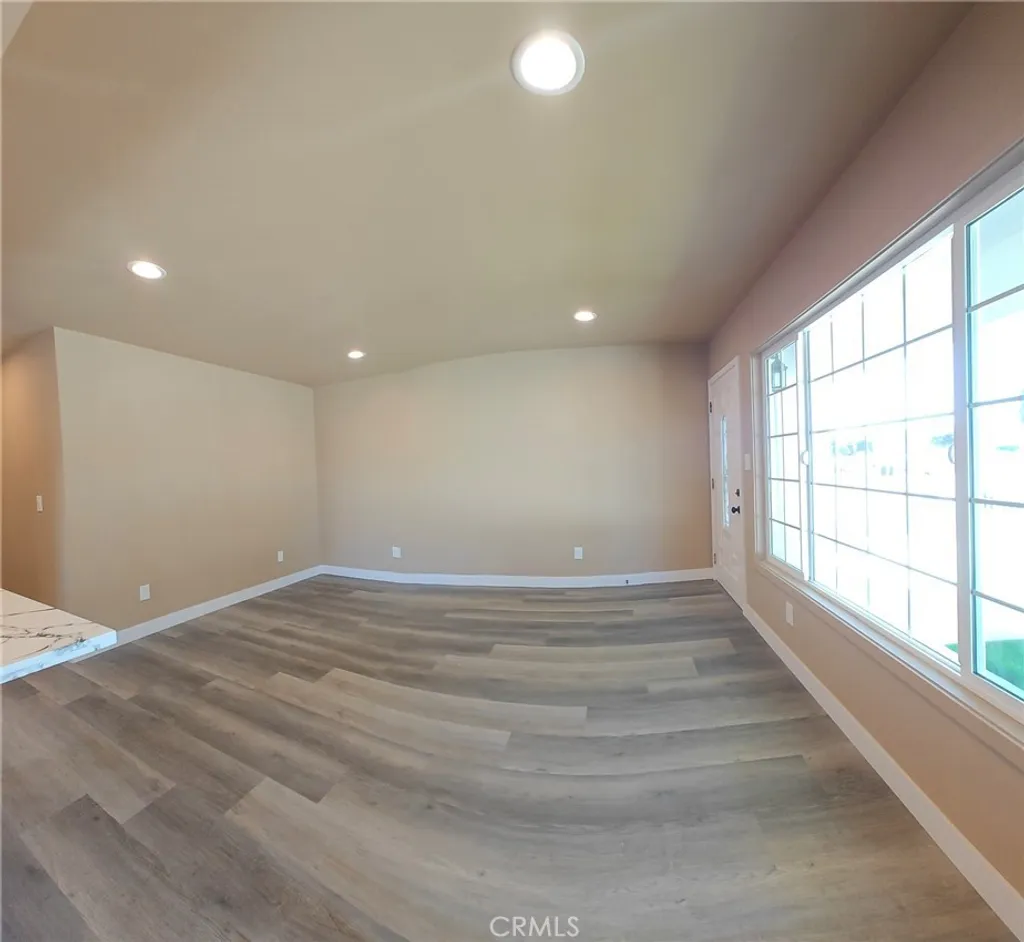 Additional image 11 of 1402 E O St, Wilmington, CA 90744