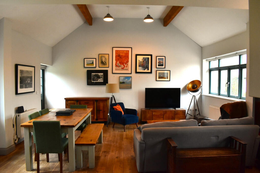 Additional image 5 of Station Road, Hatfield, AL9 7