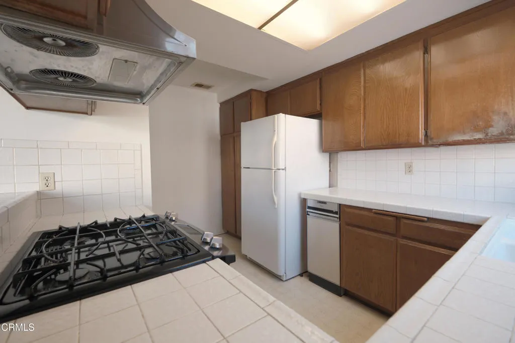 Additional image 11 of 919 W San Marino Avenue Unit D, Alhambra, CA 91801