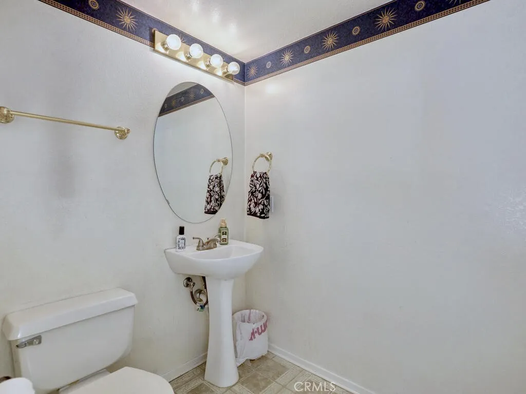 Additional image 7 of 930 E Chestnut Street, Anaheim, CA 92805