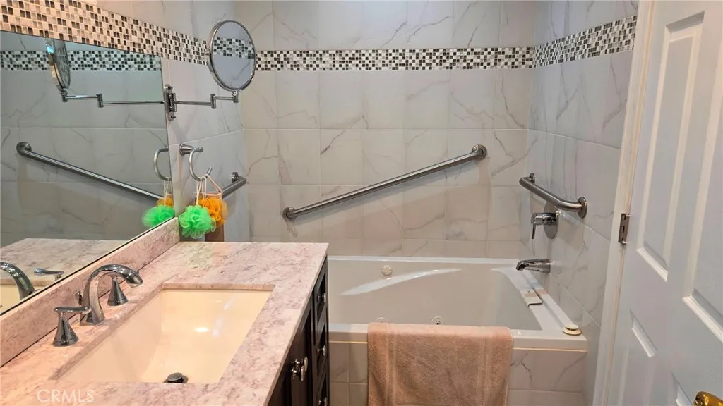 Additional image 43 of 787 Terrace 49 Ter, Los Angeles, CA 90042