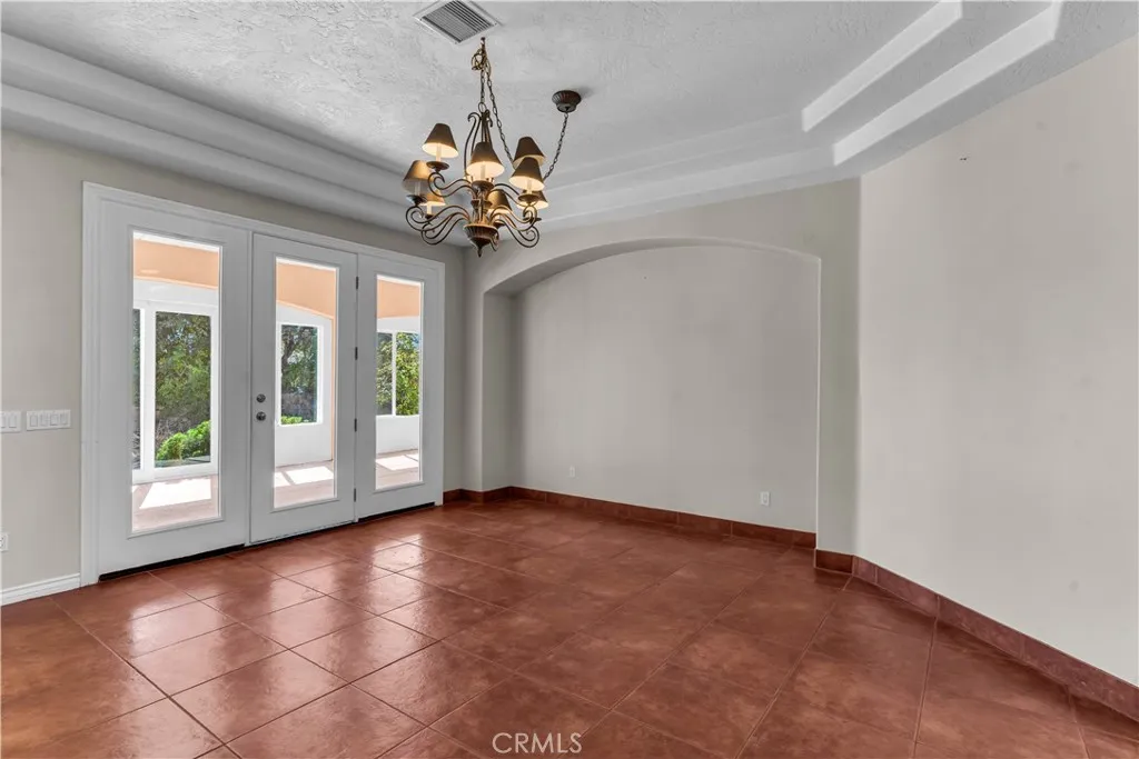 Additional image 7 of 10234 Clover Drive, Oak Hills, CA 92344