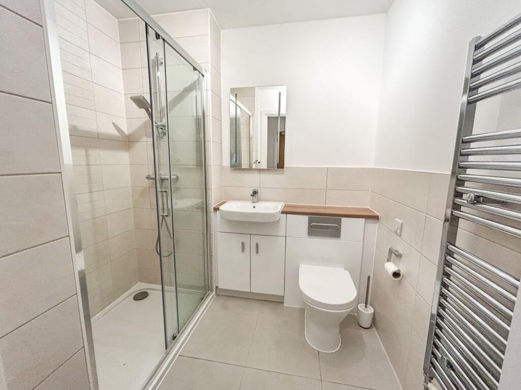 Additional image 13 of Flat 3 Highclere House, 98 Great North Road, Hatfield, Hertfordshire, AL9 5DB