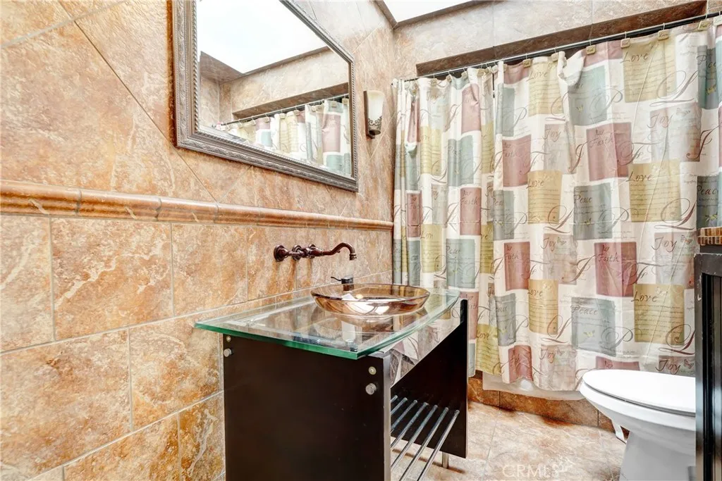 Additional image 10 of 8843 S Wilton Place, Los Angeles, CA 90047