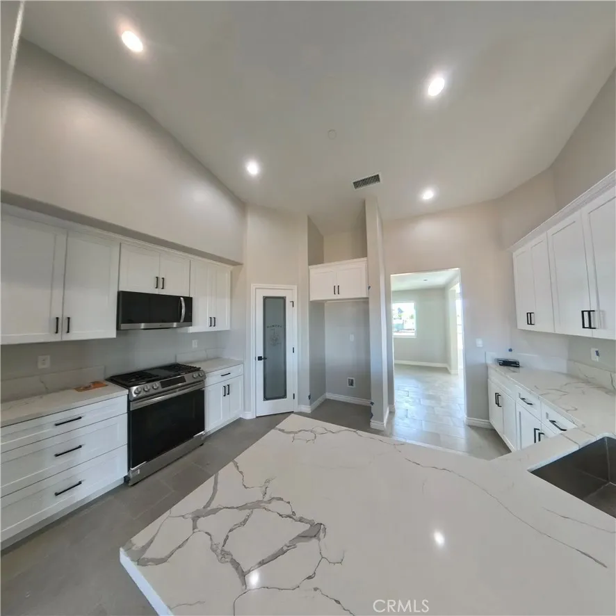 Additional image 52 of 17576 Hercules Street, Hesperia, CA 92345