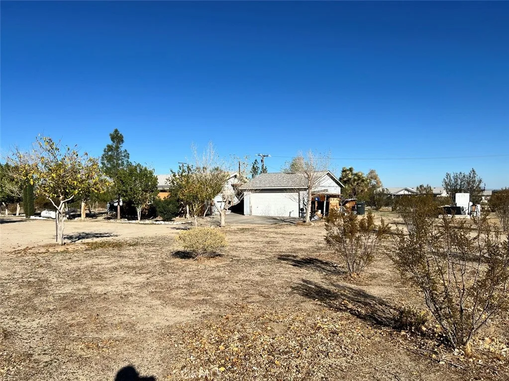 Additional image 13 of 1011 Danbury Rd, Pinon Hills, CA 92372