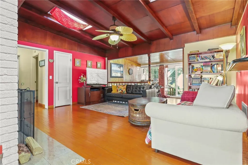 Additional image 13 of 15719 Vose Street, Lake Balboa, CA 91406