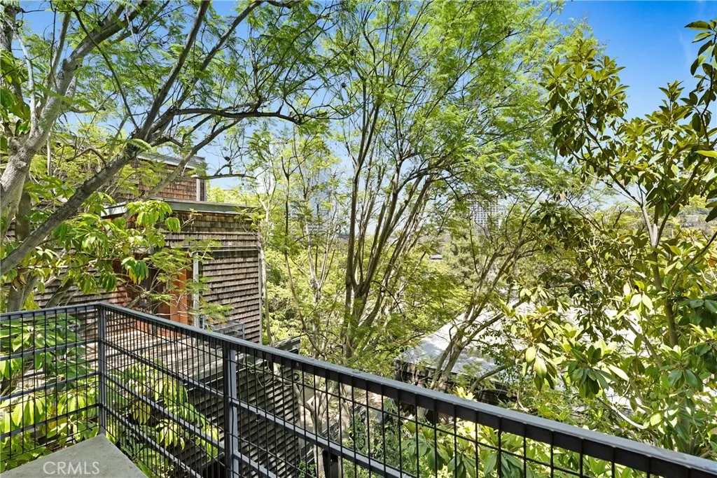 Additional image 44 of 3884 Fredonia Drive Unit F, Los Angeles, CA 90068