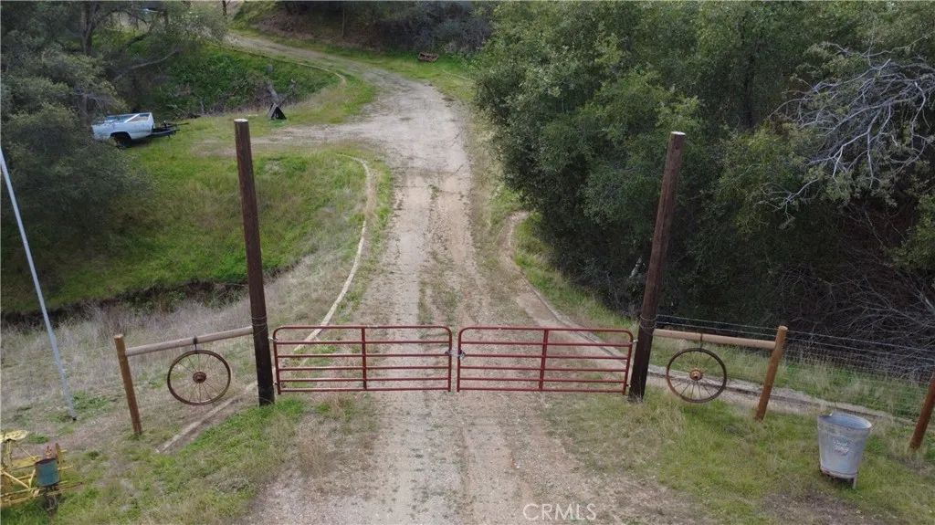 Additional image 10 of 38967 Deerbrook Ln, Squaw Valley, CA 93675