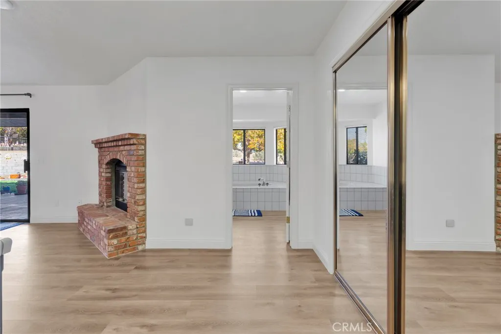 Additional image 101 of 18596 Fairburn Street, Hesperia, CA 92345