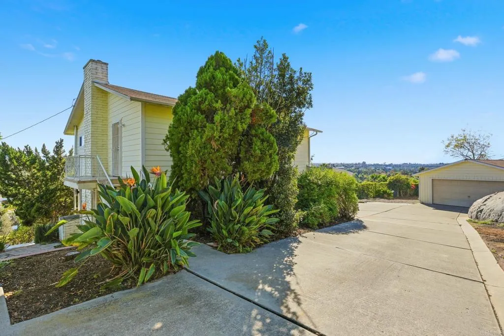 Additional image 101 of 1144 Prospect Place, Vista, CA 92081