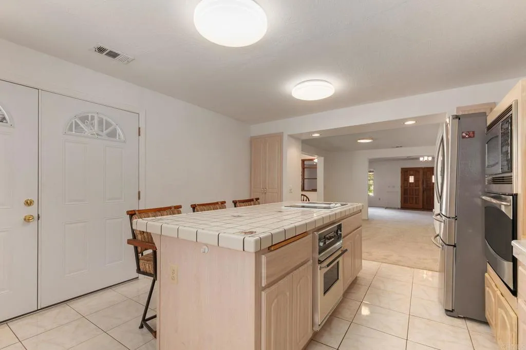 Additional image 87 of 2573 Los Alisos S, Fallbrook, CA 92028