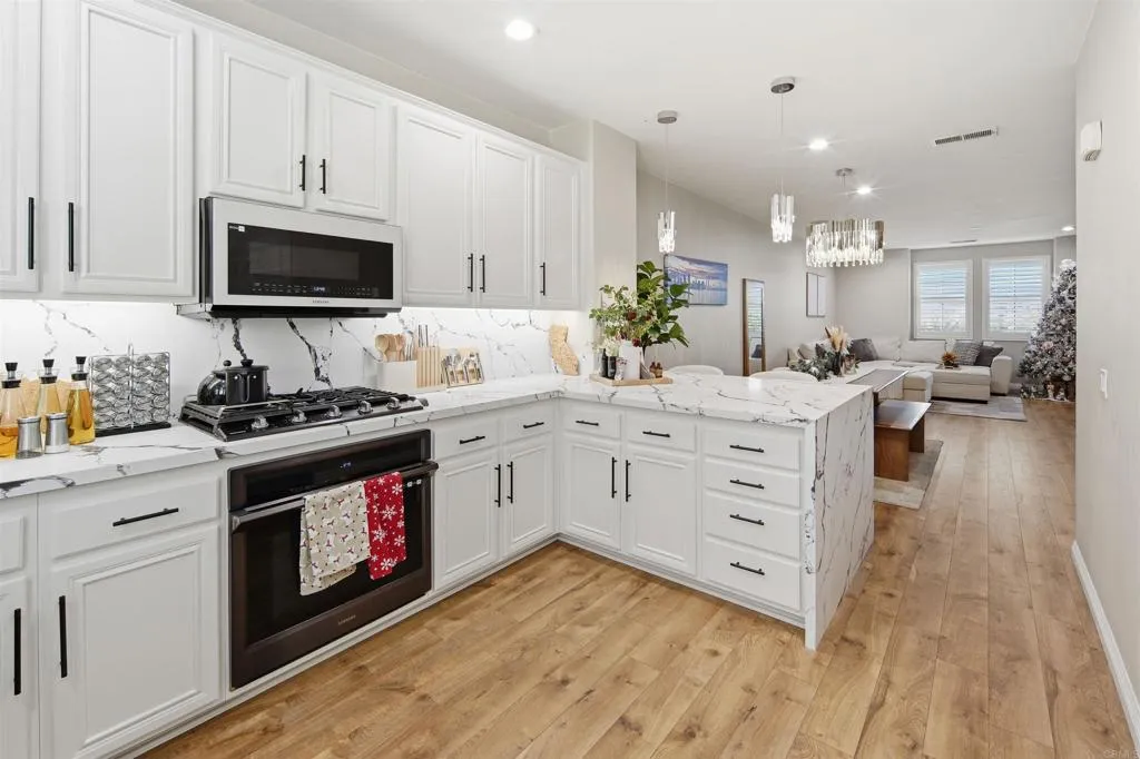 Additional image 42 of 34 Via Sovana, Santee, CA 92071