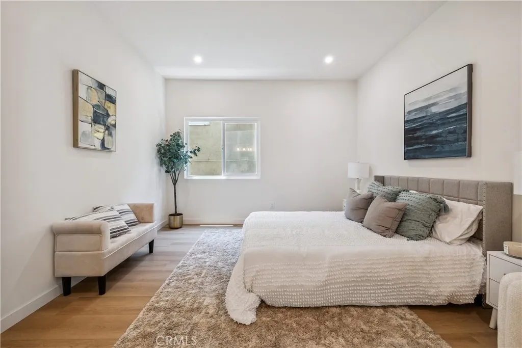 Additional image 46 of 11722 Avon, Los Angeles, CA 90066