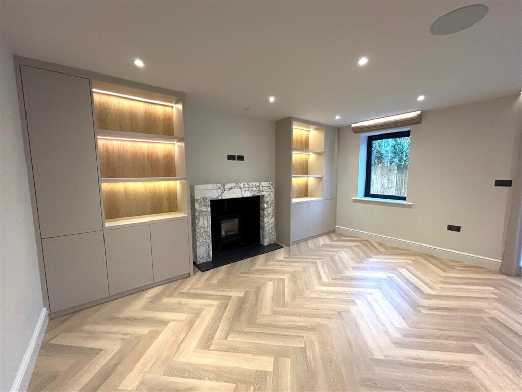 Additional image 4 of The Squirrels, Bricket Wood, St. Albans