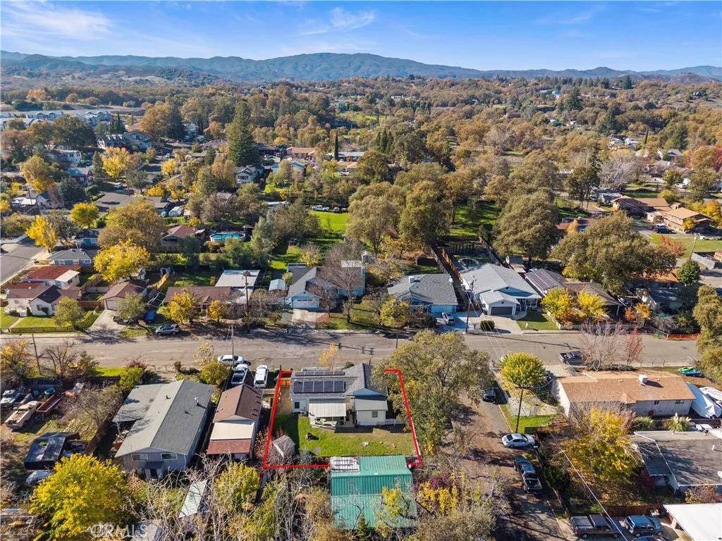 Additional image 109 of 110 S Russell St, Lakeport, CA 95453