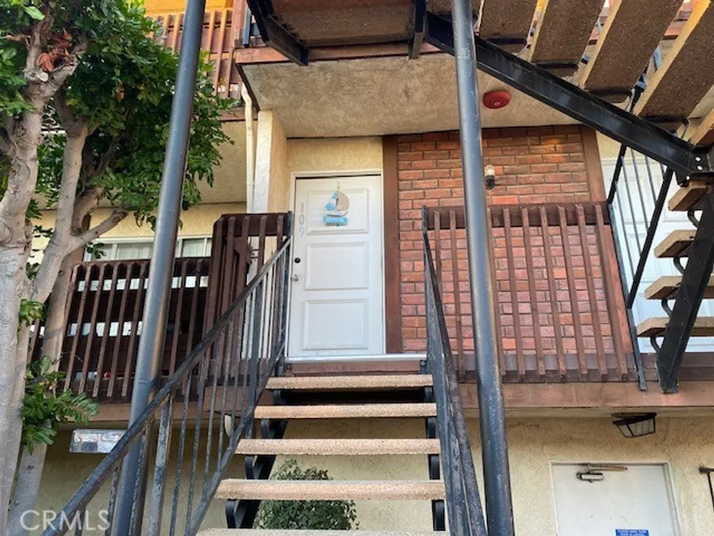 Additional image 4 of 15214 S Raymond Ave Unit 109, Gardena, CA 90247