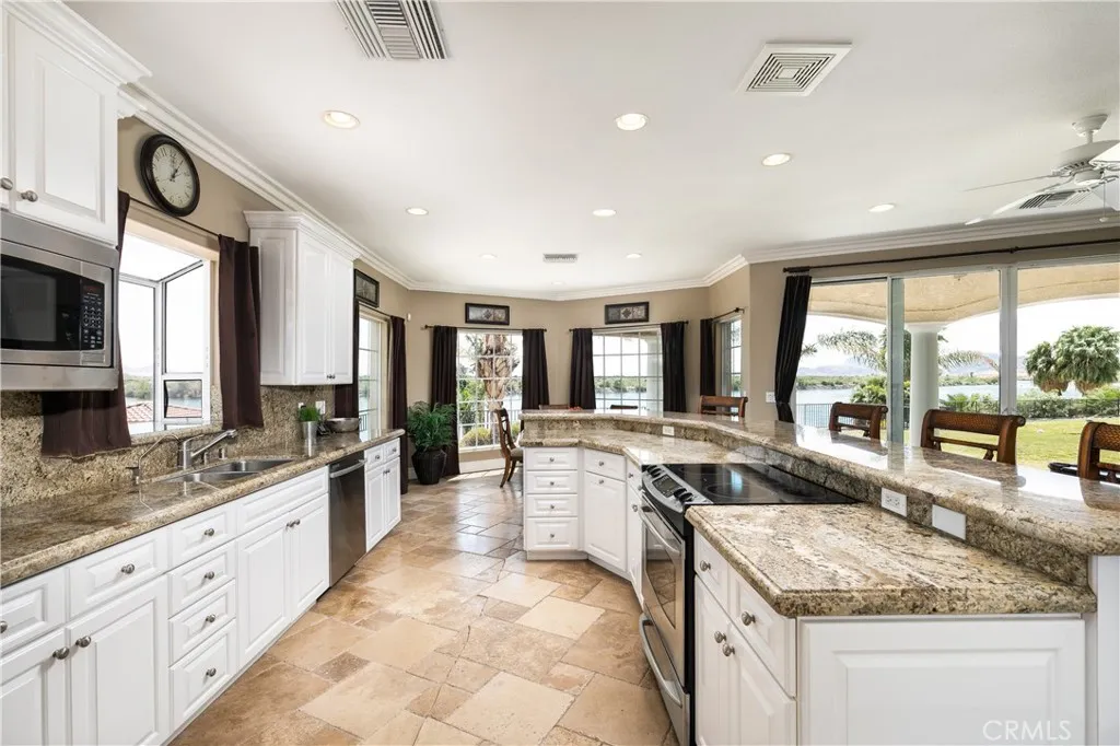 Additional image 100 of 7899 Rio Vista Dr, Big River, CA 92242