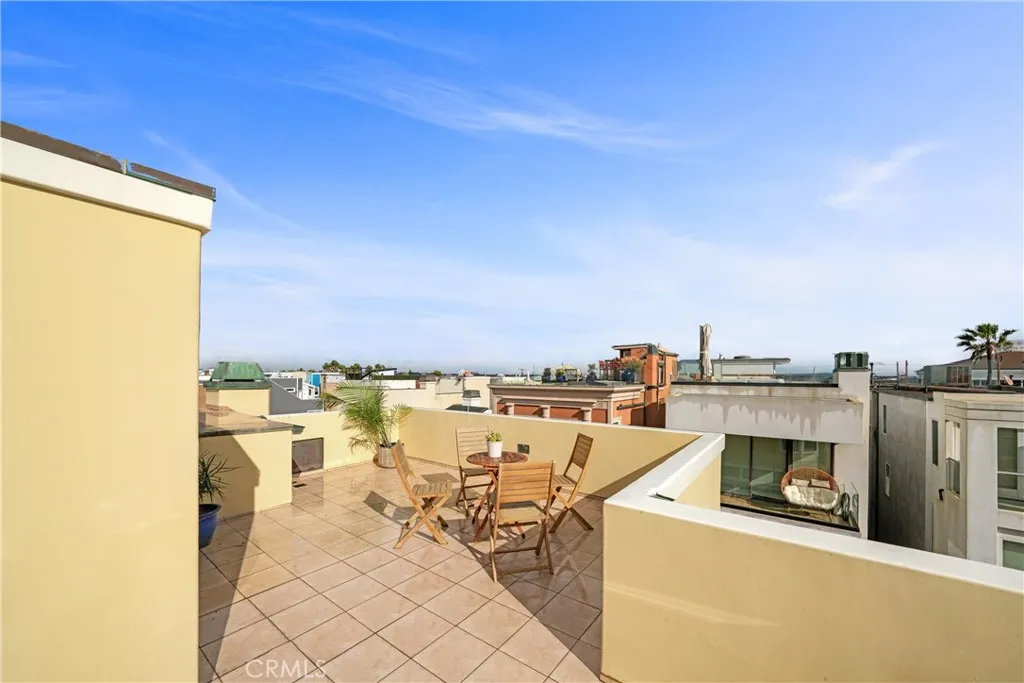 Additional image 107 of 72 A Surfside Ave, Surfside, CA 90743