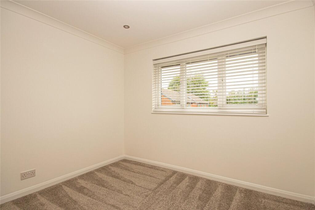 Additional image 5 of Yew Grove, Welwyn Garden City, AL7