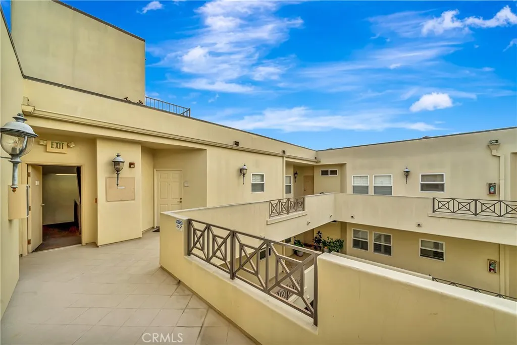 Additional image 22 of 4400 Cartwright Avenue Unit 303, Toluca Lake, CA 91602