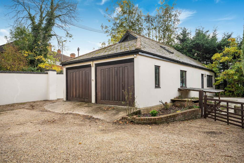 Additional image 28 of Radlett Road, Frogmore, St Albans, AL2