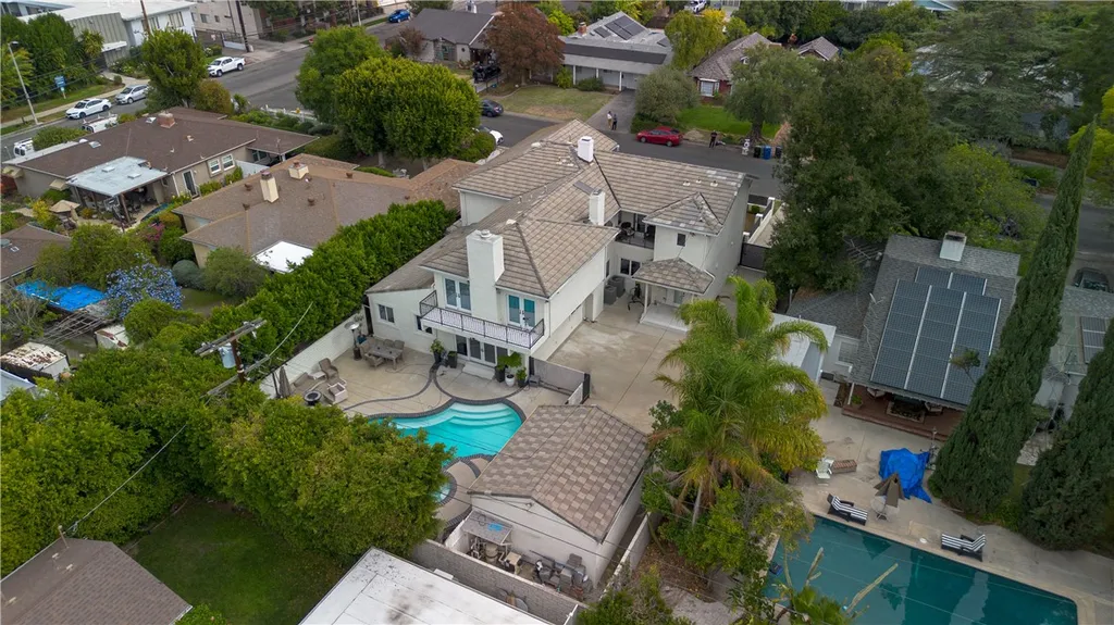 Additional image 6 of 5439 Gentry Avenue, Valley Village, CA 91607