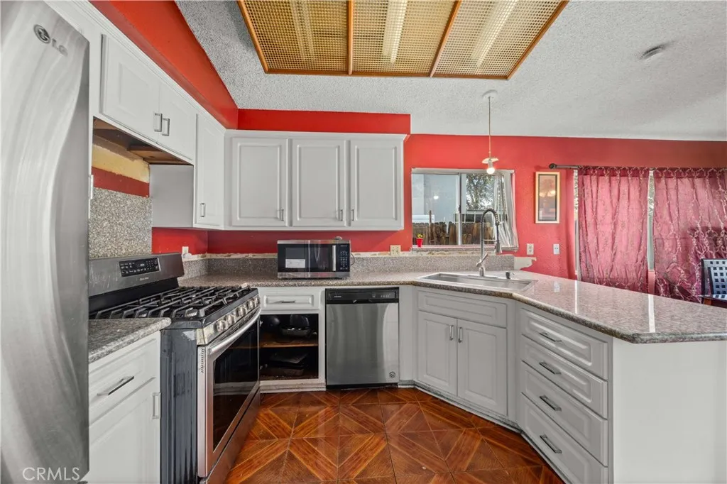 Additional image 5 of 3639 Challenger Court, Palmdale, CA 93550