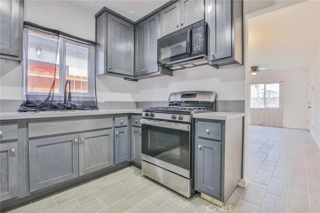 Additional image 10 of 1964 E 114th Street, Los Angeles, CA 90059