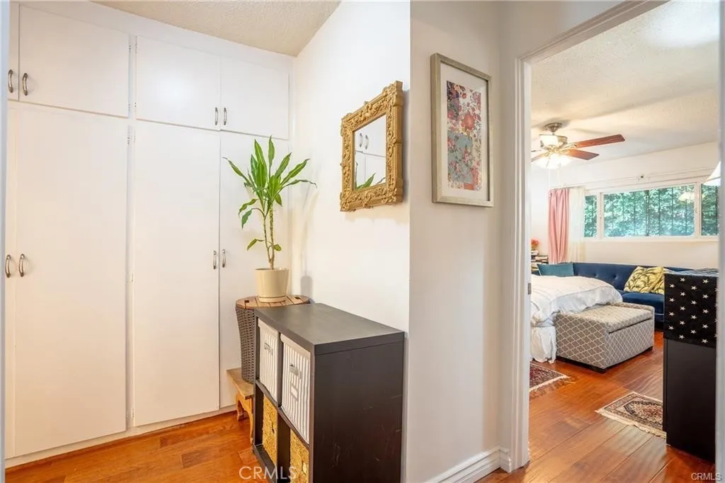 Additional image 17 of 446 S St Andrews Pl, Los Angeles, CA 90020