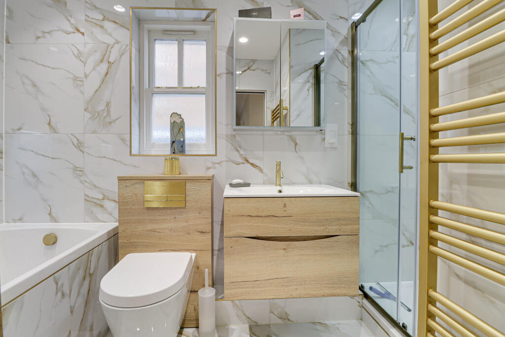 Additional image 18 of West Way, Harpenden, AL5