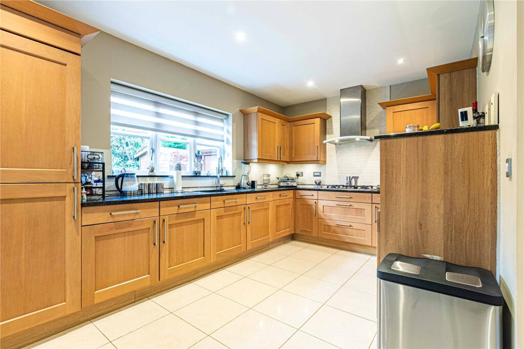 Additional image 29 of Beningfield Drive, St. Albans, Hertfordshire, AL2