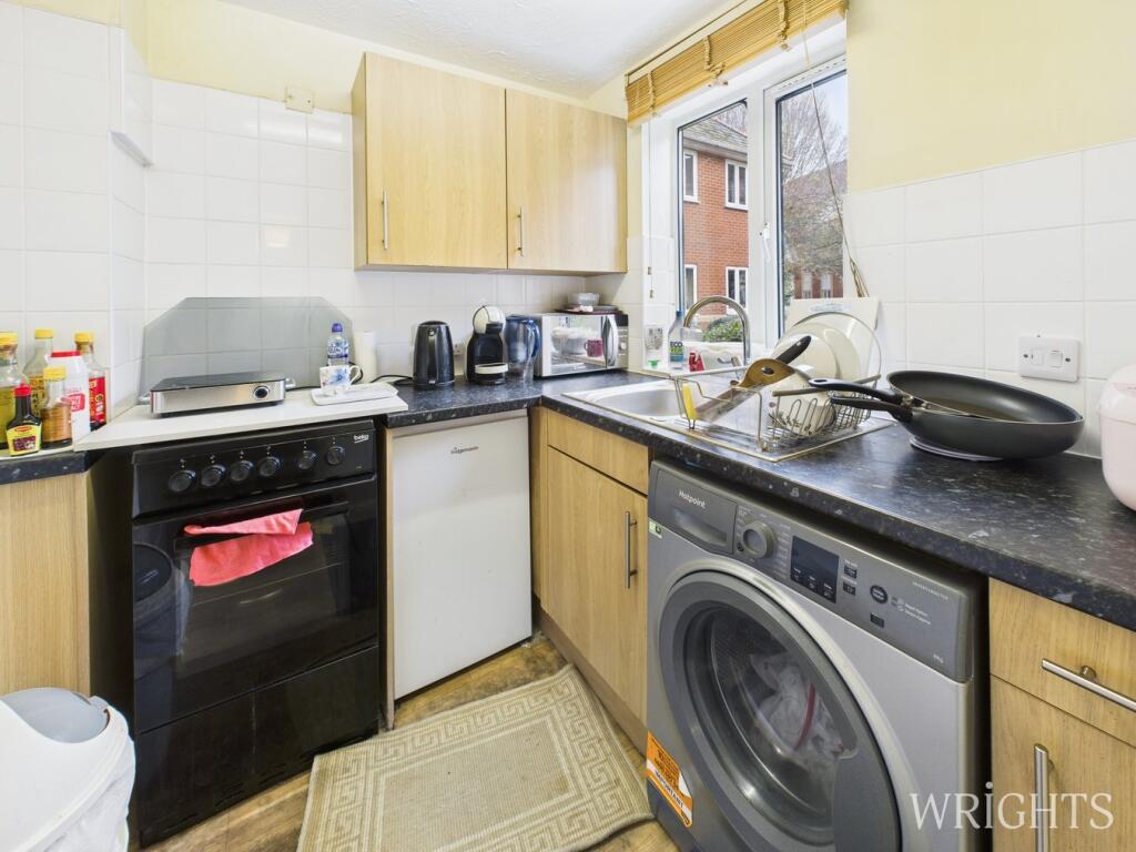 Additional image 8 of Walsingham Close, Hatfield, AL10