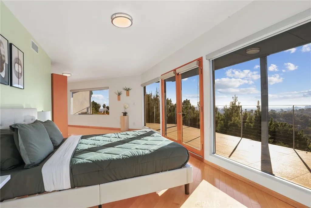 Additional image 9 of 5675 Spreading Oak Drive, Los Angeles, CA 90068