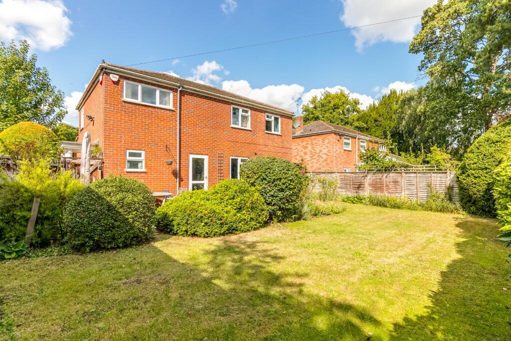 Additional image 45 of Elmoor Avenue, Welwyn, Hertfordshire, AL6 9PA