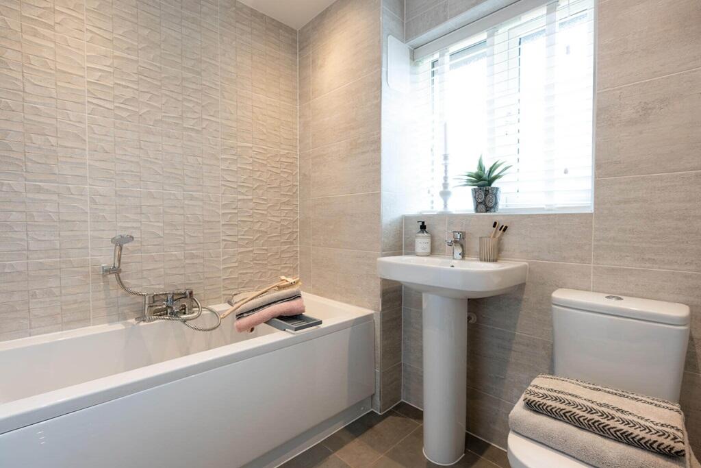 Additional image 13 of Bullens Green Lane,
Colney Heath,
AL4 0QR