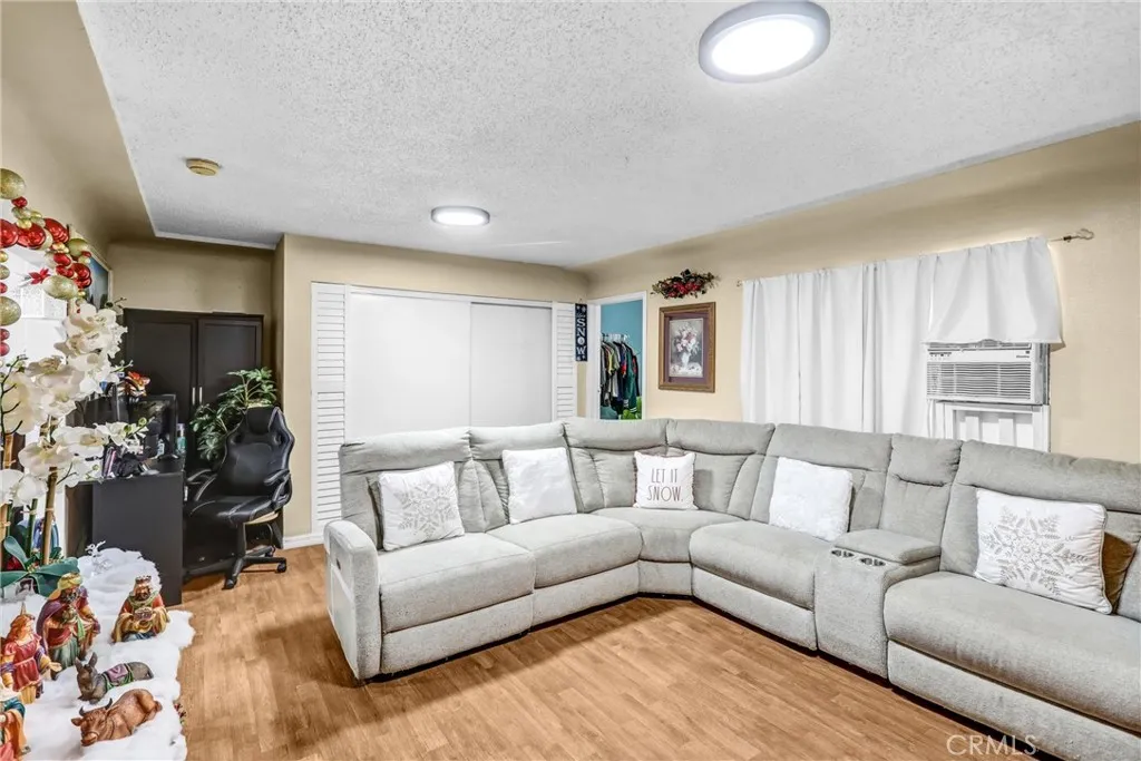 Additional image 10 of 7848 Elm Street, Highland, CA 92410