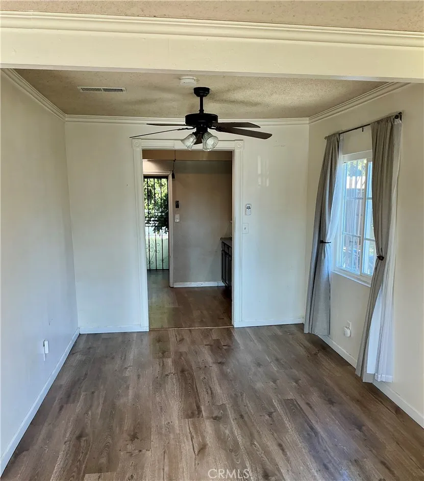 Additional image 15 of 1327 West 97th Street, Los Angeles, CA 90044