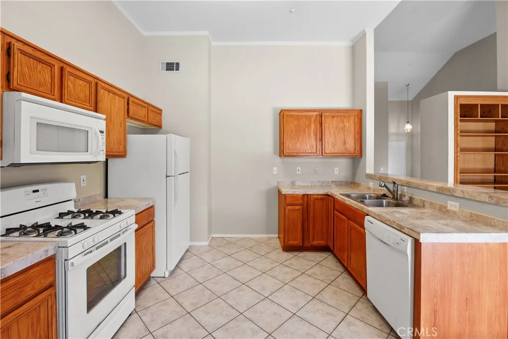 Additional image 35 of 924 Riverview Dr, Redlands, CA 92374