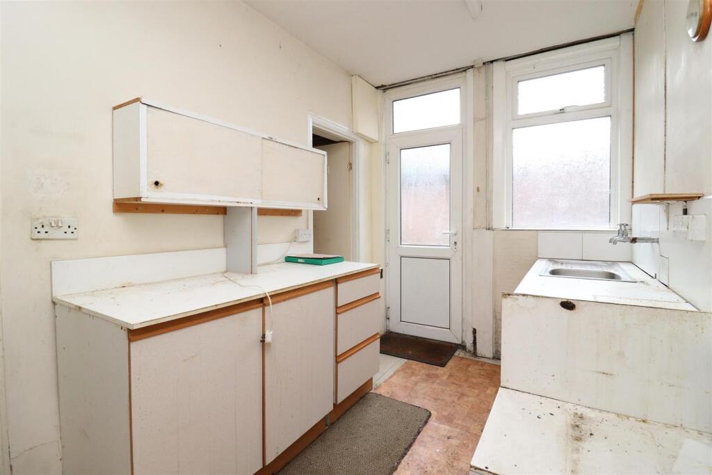 Additional image 10 of Blenheim Road, St. Albans