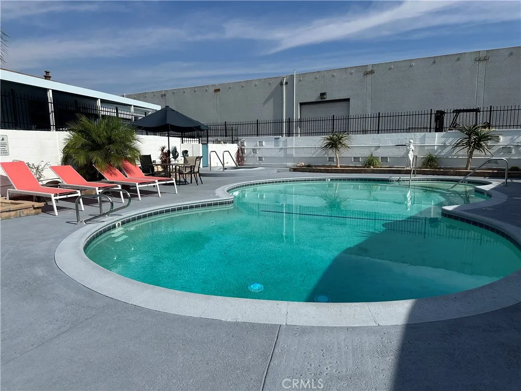 Additional image 4 of 21001 Plummer Unit 95, Chatsworth, CA 91311